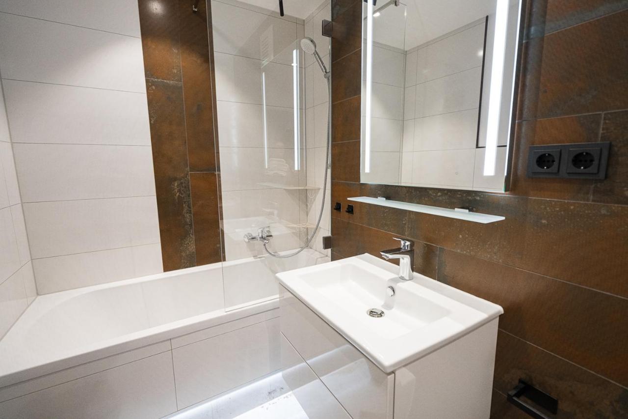 Stylisches Apartment Im Herzen Von Dresden + Parkplatz + Netflix + Self Check-In المظهر الخارجي الصورة